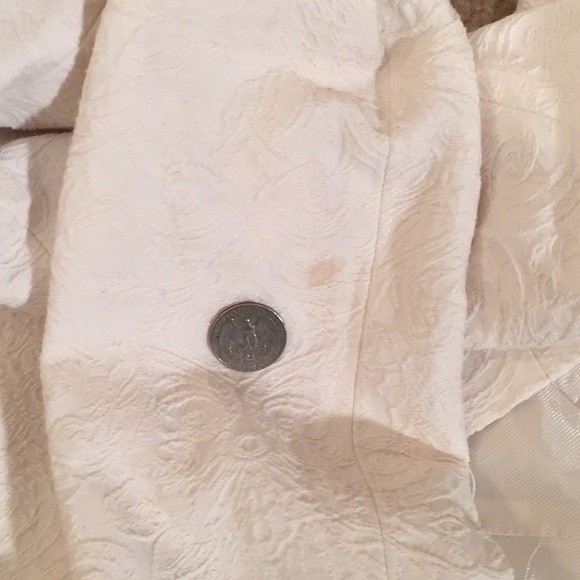 Beautiful jacket with lots of texture! - Picture 7 of 7